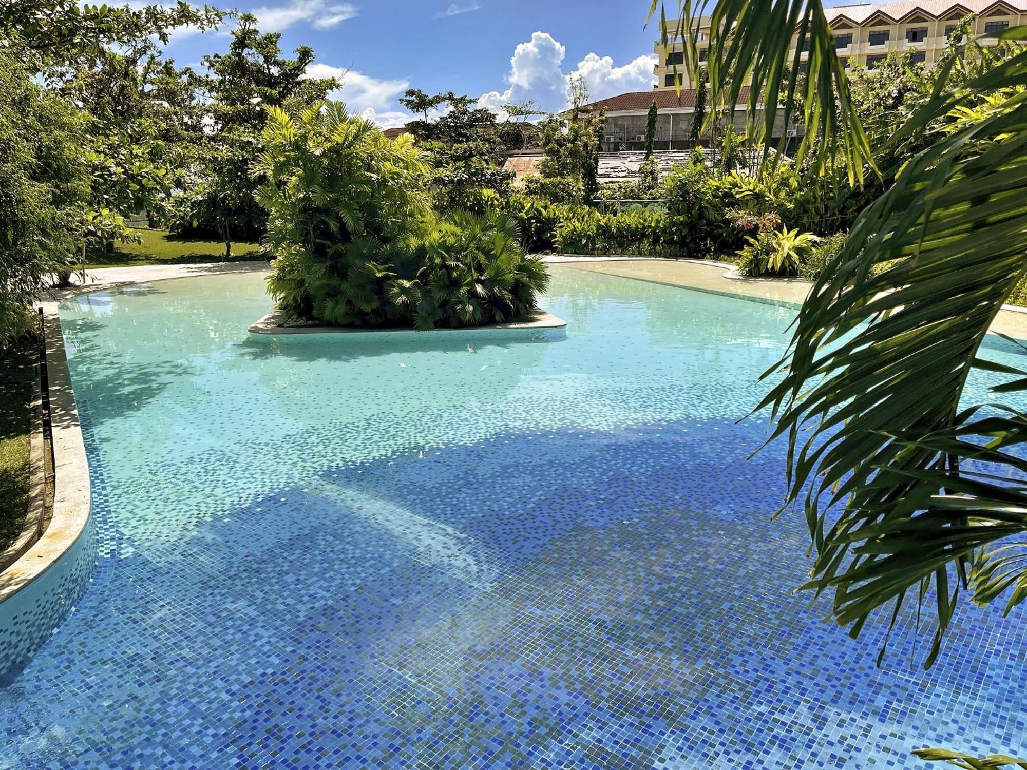 Dominiks Quite And Elegant Studio Ocean View Pool At Tambuli Resort High Floor Lapu-Lapu City Dış mekan fotoğraf